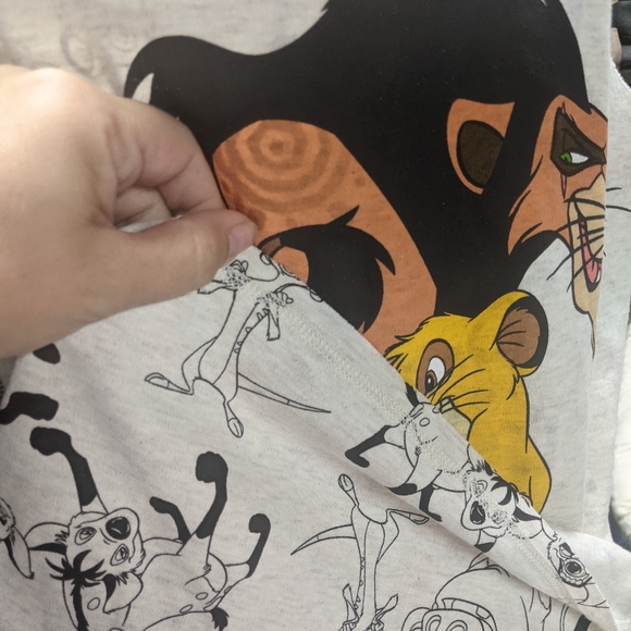 Sleeveless tee - Picture 2 of 3